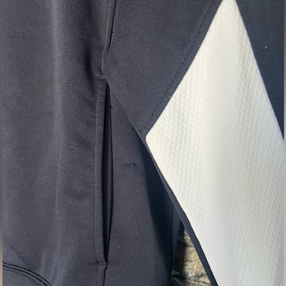 NFL Black and White Cowboys Sweatshirt - Picture 3 of 7